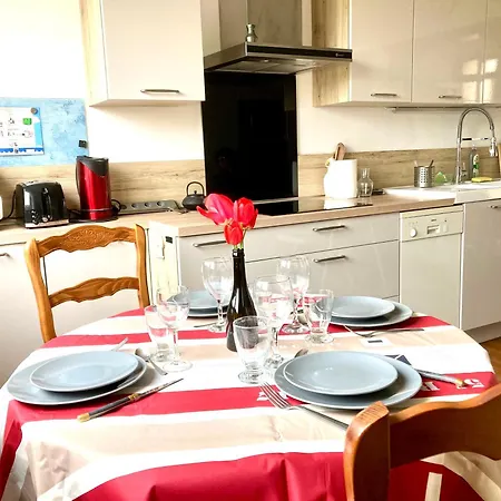 Сasa de vacaciones De La Chapelle