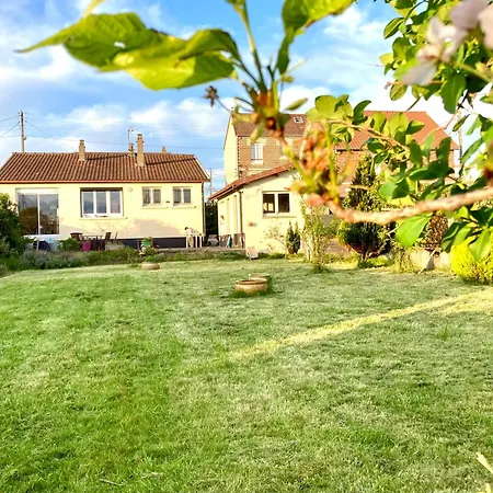 Сasa de vacaciones De La Chapelle